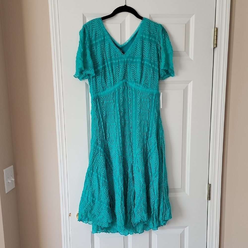 Teal Lace Midi Dress